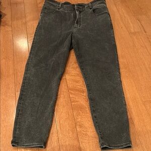 Abercrombie & Fitch women’s black Ultra High Rise skinny ankle jean size 31/12R